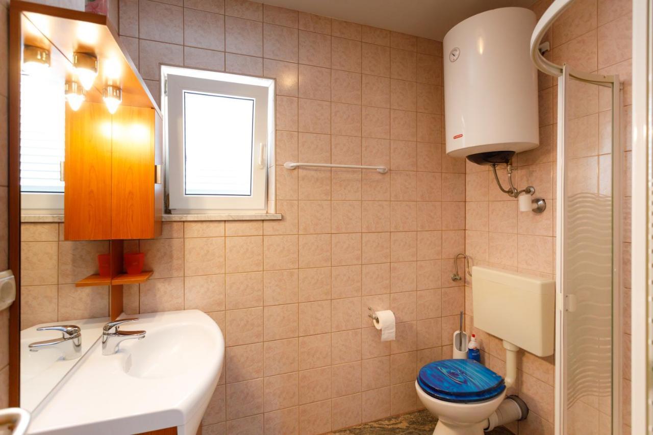 Apartments Lacic 크르크 외부 사진