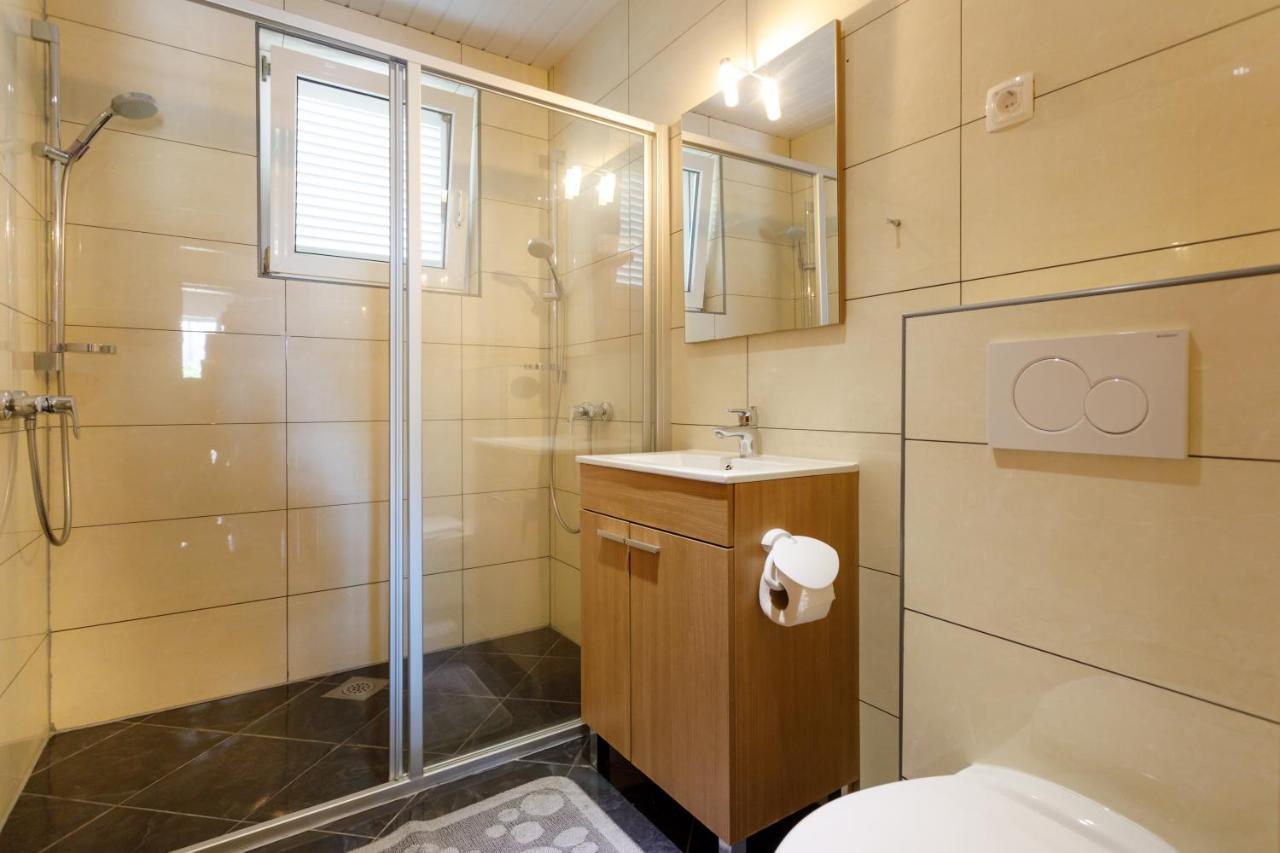 Apartments Lacic 크르크 외부 사진