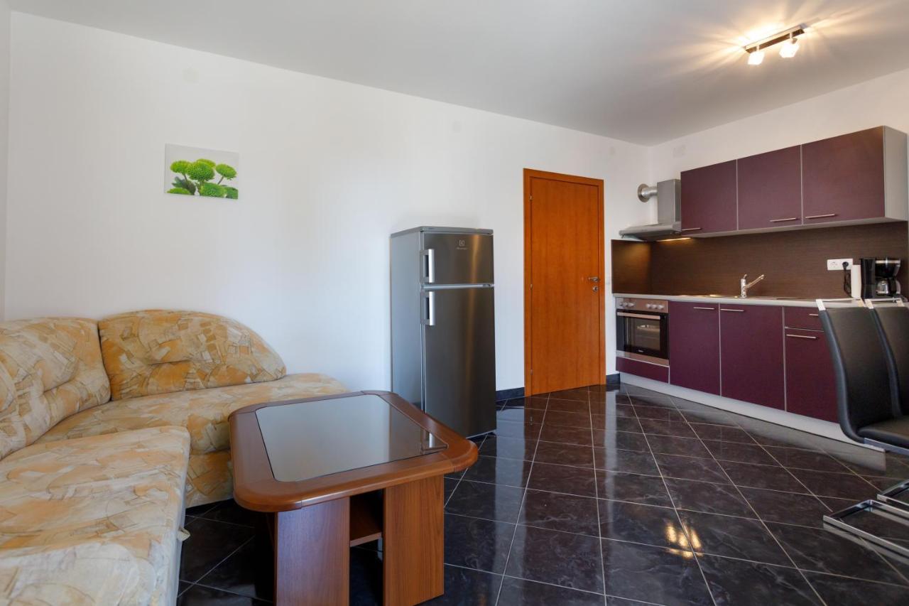 Apartments Lacic 크르크 외부 사진
